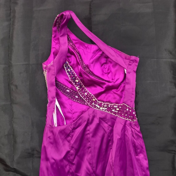 Prom Dress - Picture 5 of 7